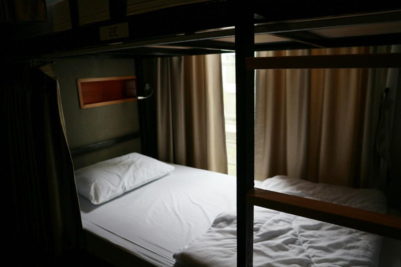 The Campus Hostel Bangkok Extérieur photo